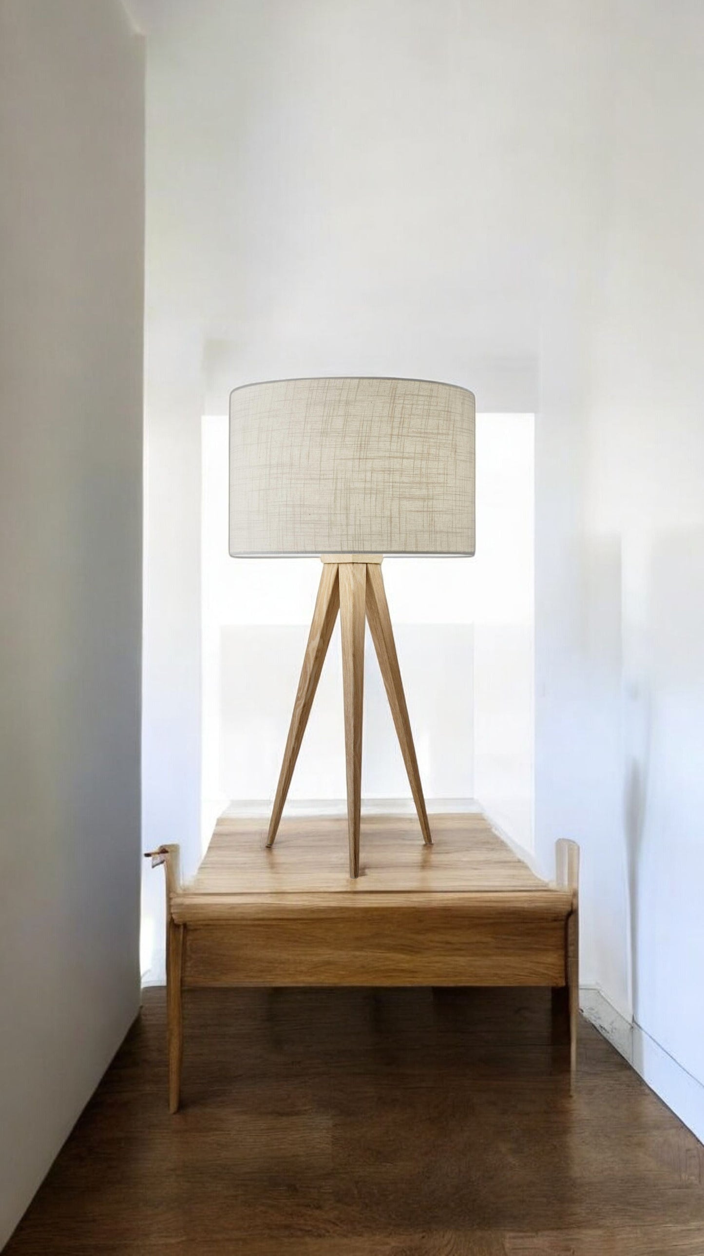 Treble Black Metal Table Lamp