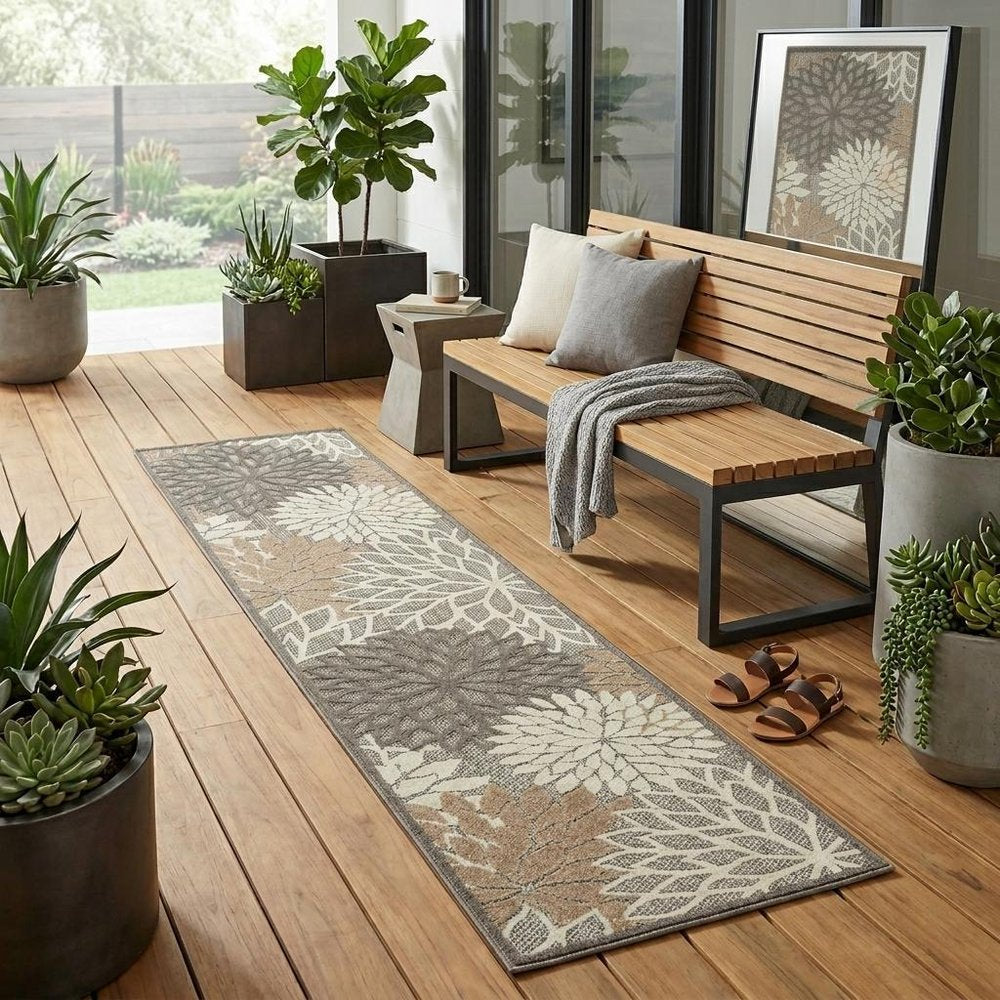 8' Gray And Ivory Indoor Outdoor Area Rug