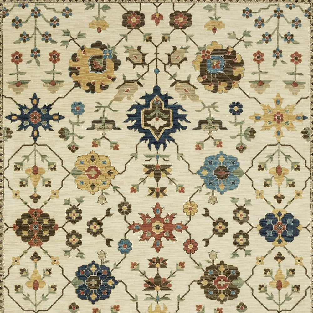 8' X 11' Ivory And Gold Oriental Area Rug With Fringe