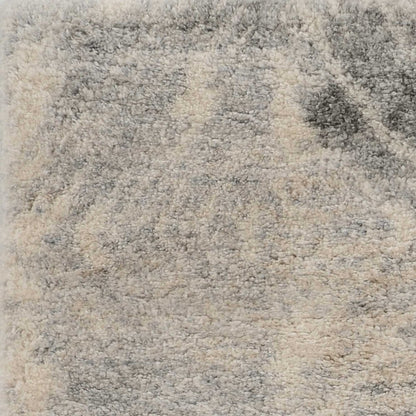 7' X 9' Gray And Ivory Diamond Area Rug