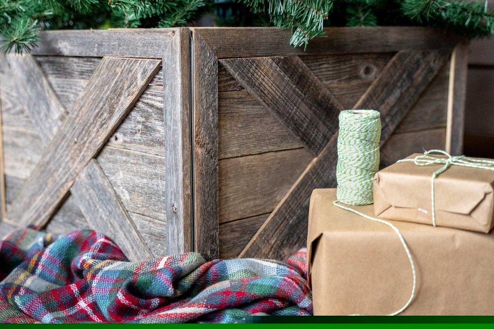 19" Natural Weathered Gray Christmas Tree Collar