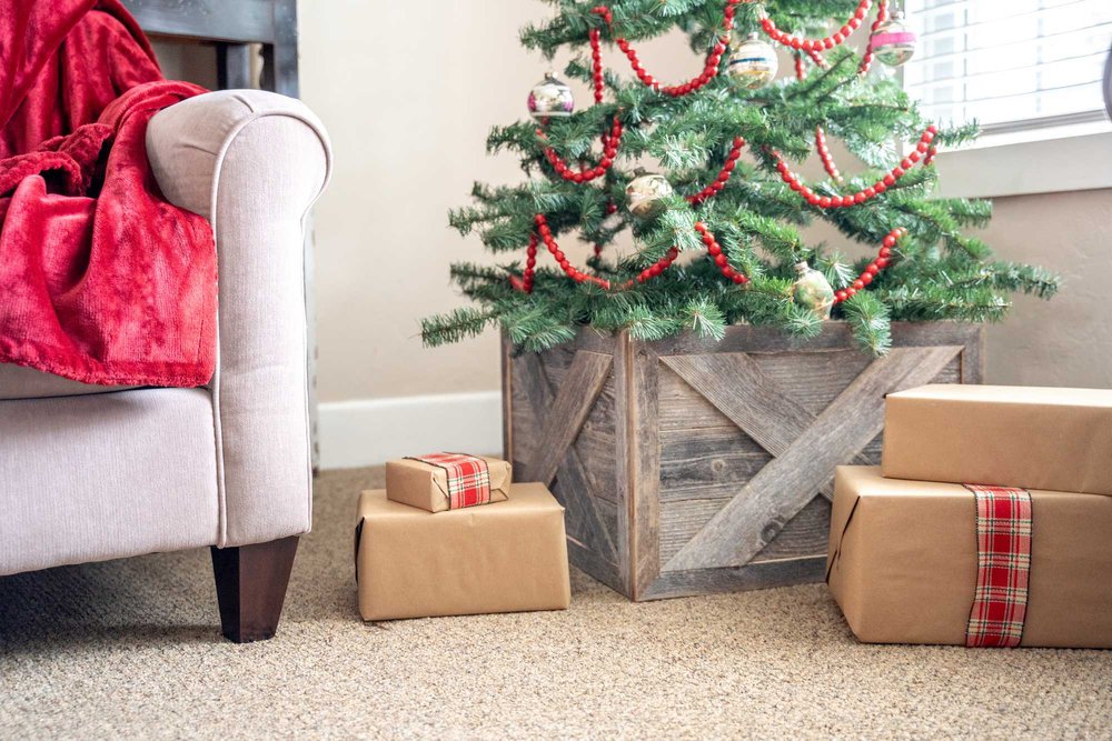 23" Gray Distressed Wood Christmas Tree Collar