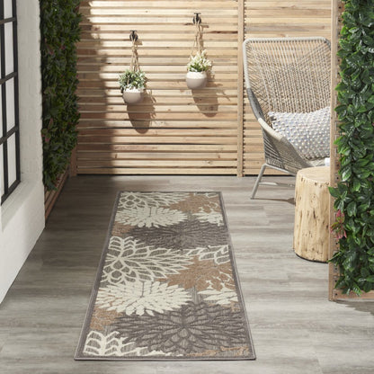 8' Gray And Ivory Indoor Outdoor Area Rug