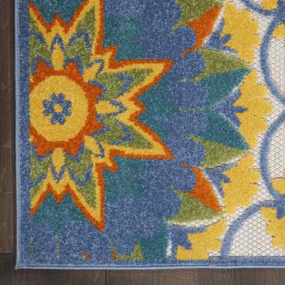 4' X 6' Ivory And Blue Floral Indoor Outdoor Area Rug