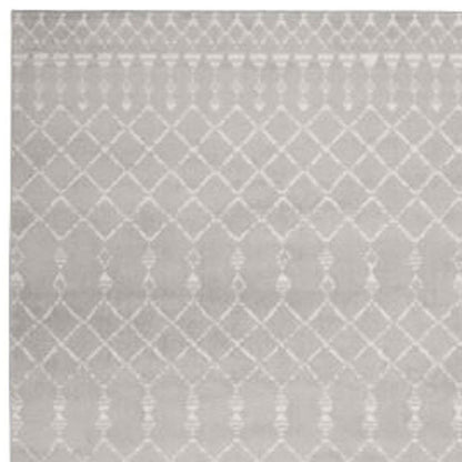 5' X 7' Gray And Ivory Geometric Area Rug