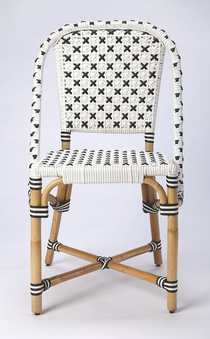 21" Black And White Woven Faux Rattan Outdoor Dining Chair