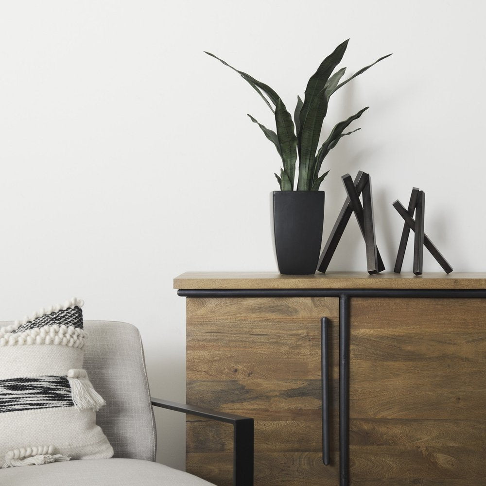 10" Black Metal Abstract Tabletop Sculpture