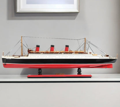 9" Black and Red Solid Wood Hand Painted SS United States 1952 Model Boat
