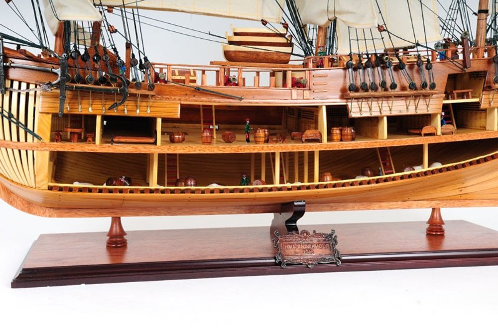 34" Wood Brown Solid Wood Hand Painted HMS Endeavour 1768 Open Hull Model Boat