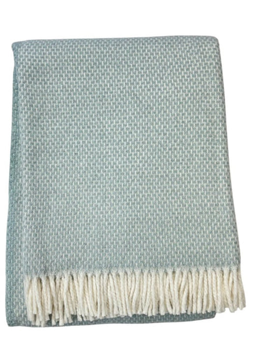 Soft Sky Blue Links Pattern Throw Blanket