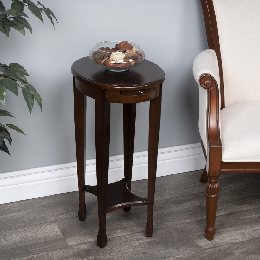 26" Chestnut Wood Oval End Table With Shelf
