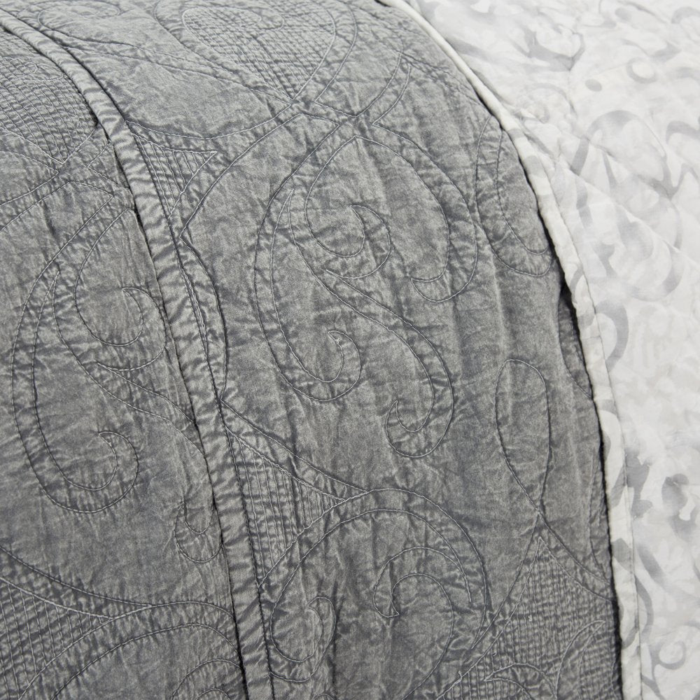 Gray Damask King Quilt