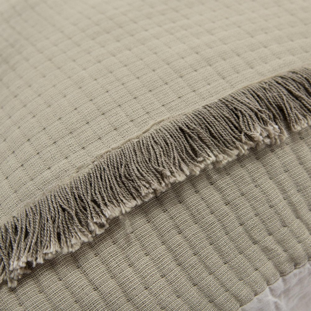 Natural Checkered Queen Quilt