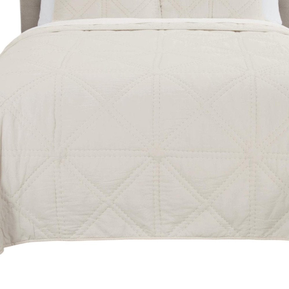 Set of Three Ivory Geometric Queen Quilt