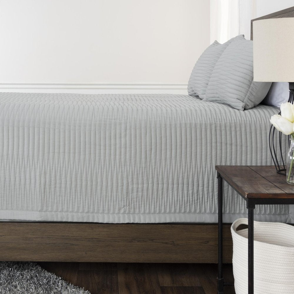 Set of Three Gray Geometric King Quilt