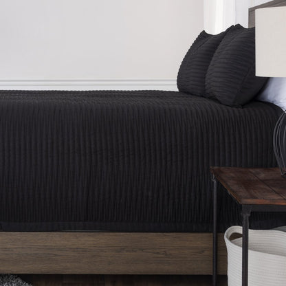 Black Geometric King Quilt