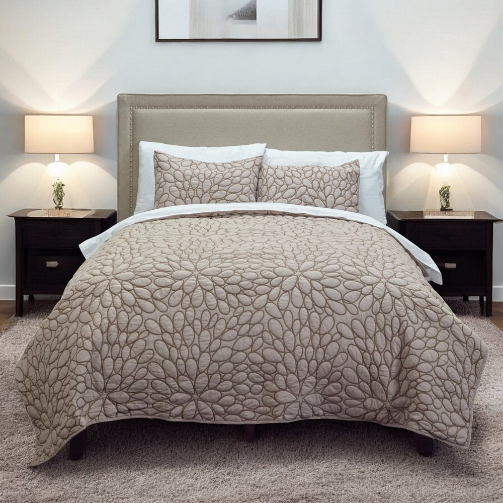 Blush Floral Queen Quilt