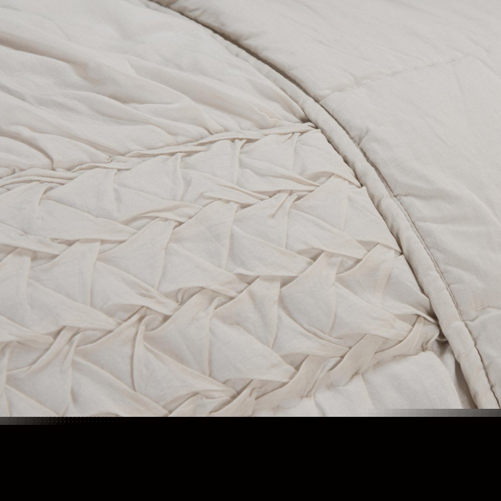 Ivory Geometric Quilt