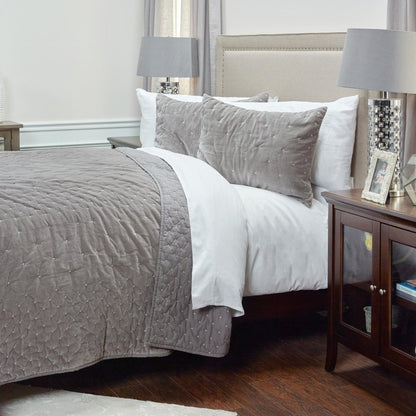 Gray Polka Dots Queen Quilt