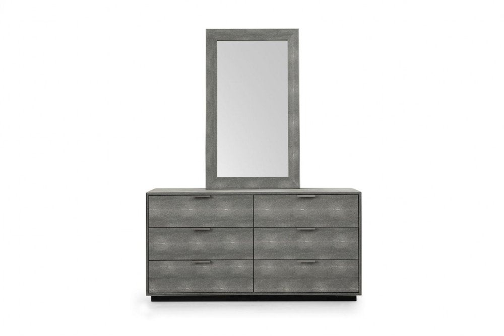 59" Grey Solid And Manufactured Wood Six Drawer Double Dresser