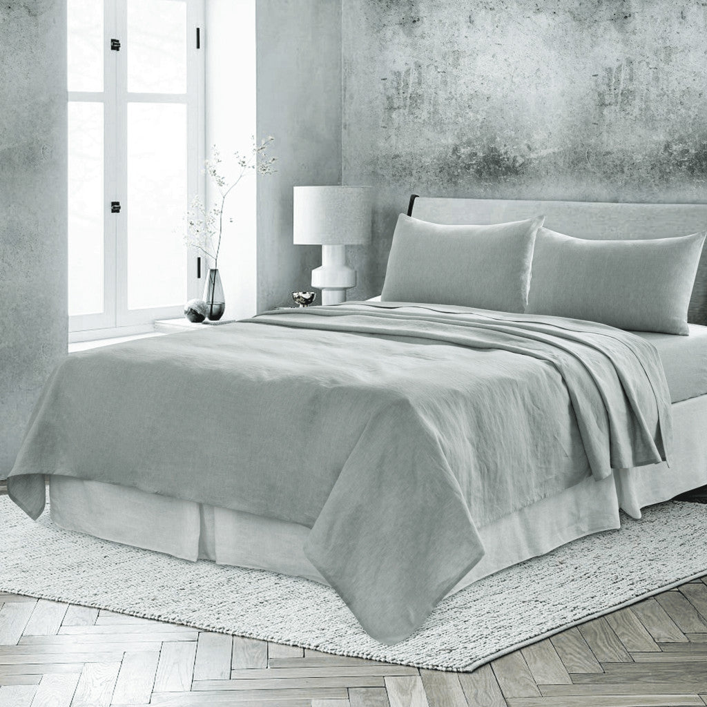 Four Piece Light Pink Linen Sheet Set
