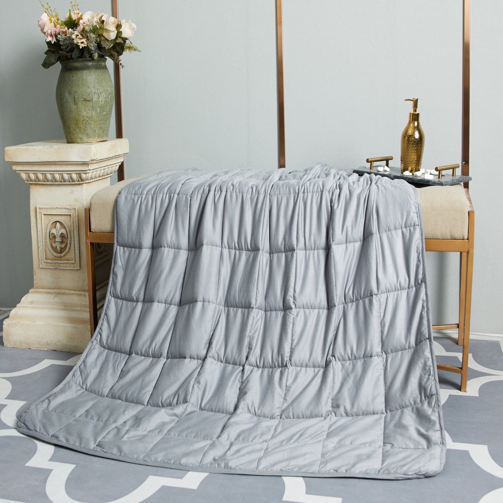 48" X 72" Light Gray Cotton Quilted Plush 15 Pound Weighted Blanket