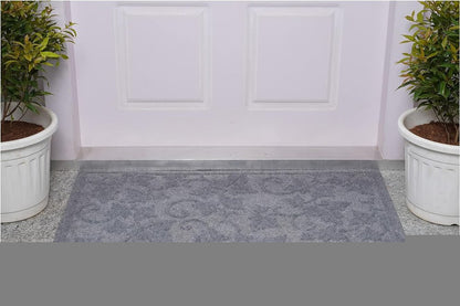 24" X 36" Light Gray Rubber Botanical Leaves Outdoor Door Mat