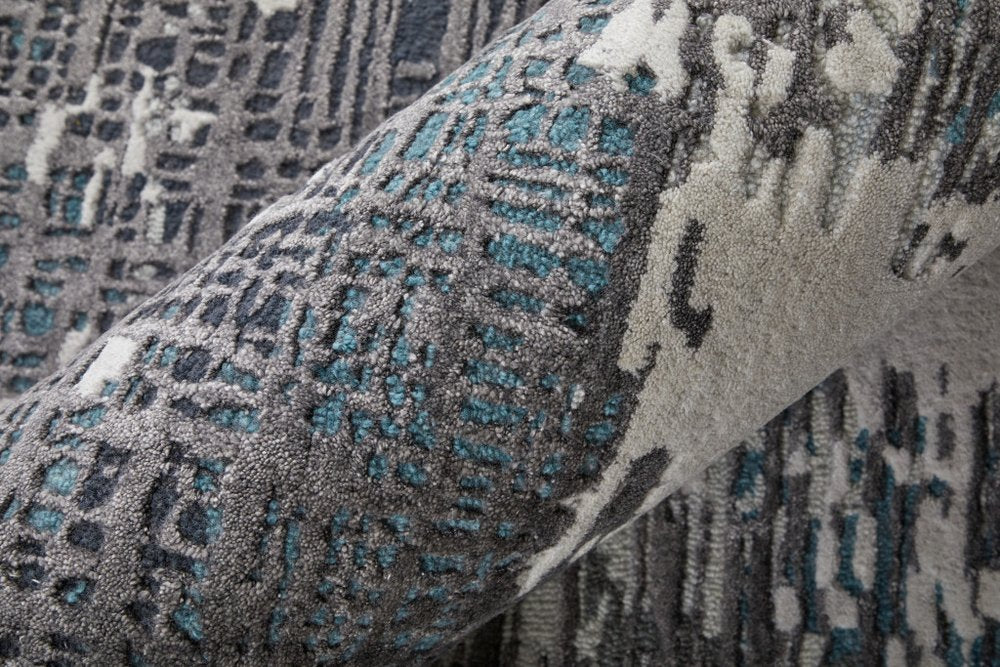 8' X 10' Ivory Brown and Blue Abstract Hand Tufted Area Rug