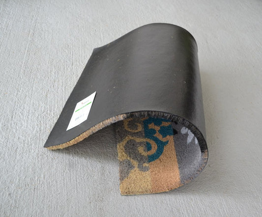 18" X 30" Beige and White Coir Damask Outdoor Door Mat