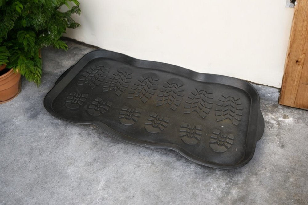 16" X 32" Black Rubber Outdoor Boot Tray