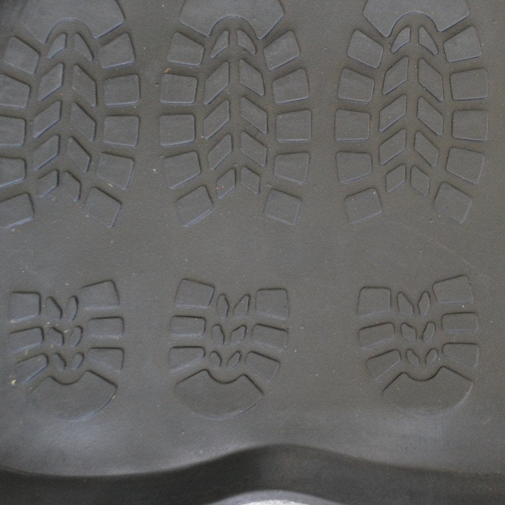 16" X 32" Black Rubber Outdoor Boot Tray
